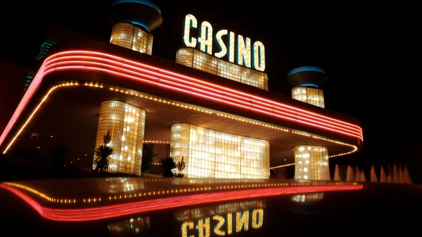 Ryzyka AML w kasynach i na stronach bukmacherskich